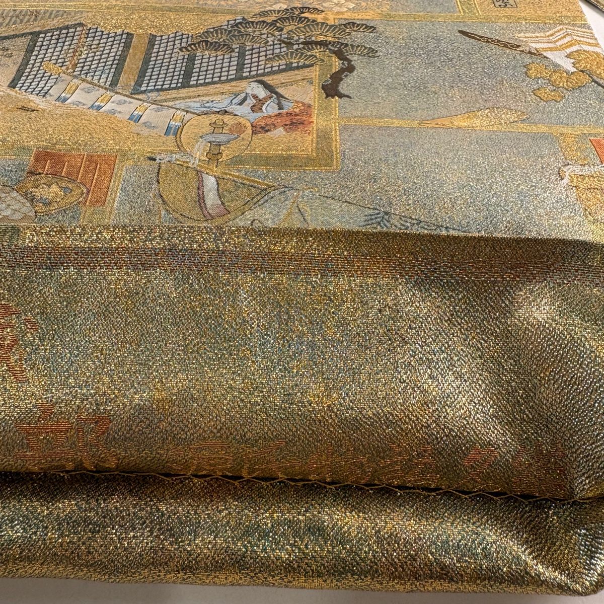  丸帯 名品 源氏物語名鑑 箔 金色 お太鼓柄 正絹 丸帯 帯