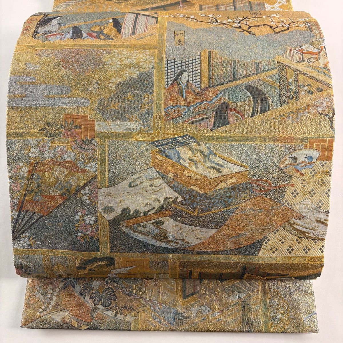 丸帯 名品 源氏物語名鑑 箔 金色 お太鼓柄 正絹