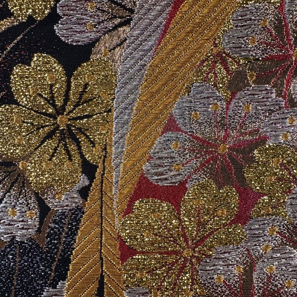 美品】 袋帯 秀品 桜 箔 金銀糸 赤 六通 正絹 【中古】 - メルカリ