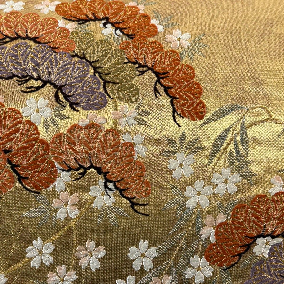 袋帯 秀品 関西仕立て 引箔 佐賀錦彩繍松紋 金糸 箔 金色 六通 正絹