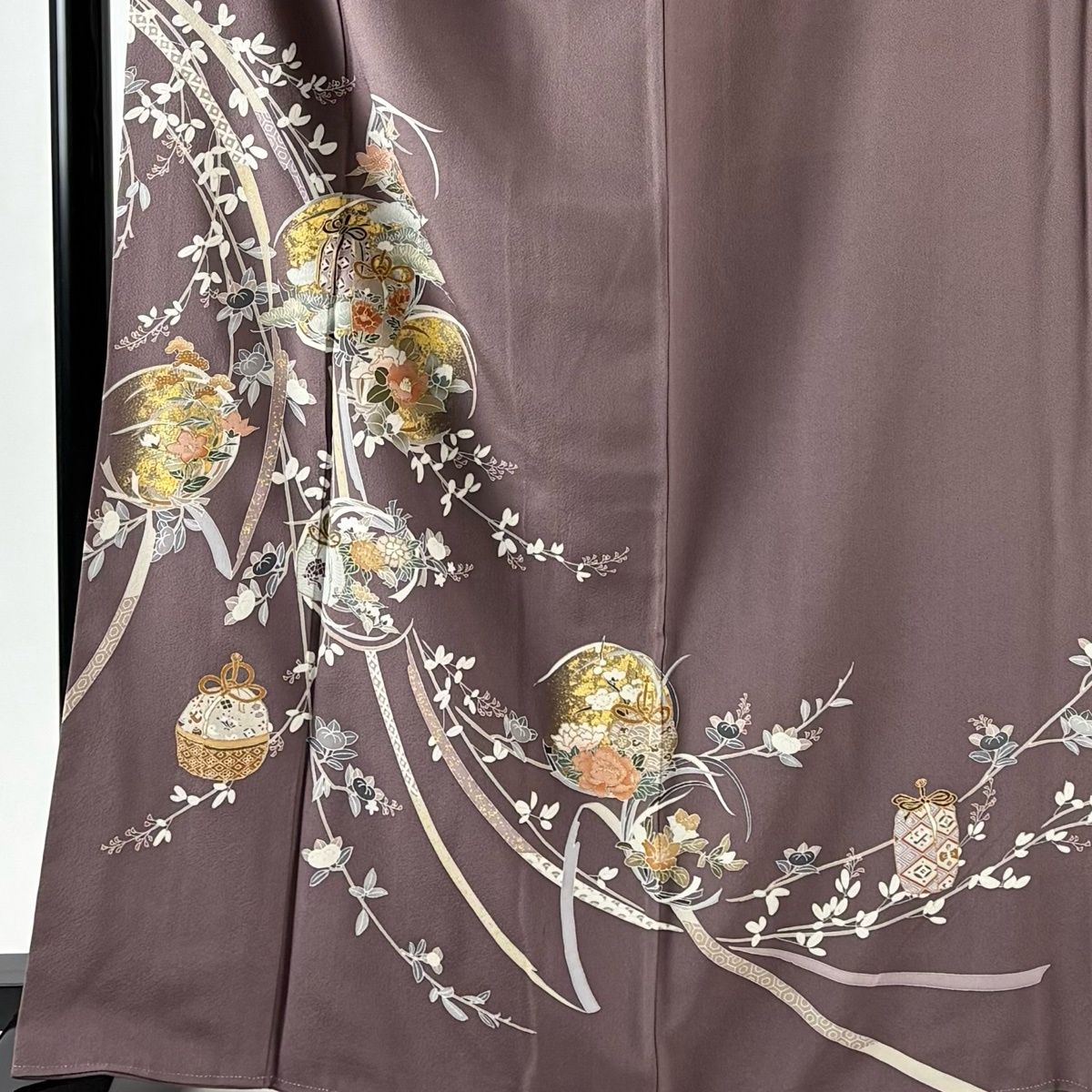 訪問着 身丈165 cm 裄丈69 L 袷 落款 花丸文 蔓帯 金彩 灰紫 正絹 秀品