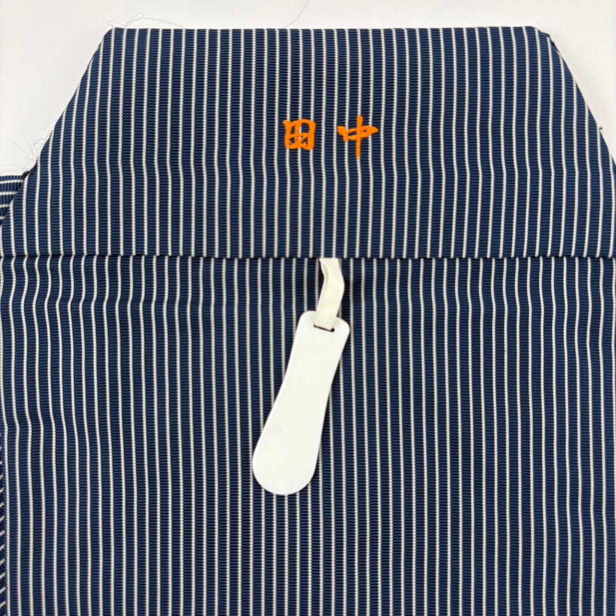 落款あり 縦縞模様