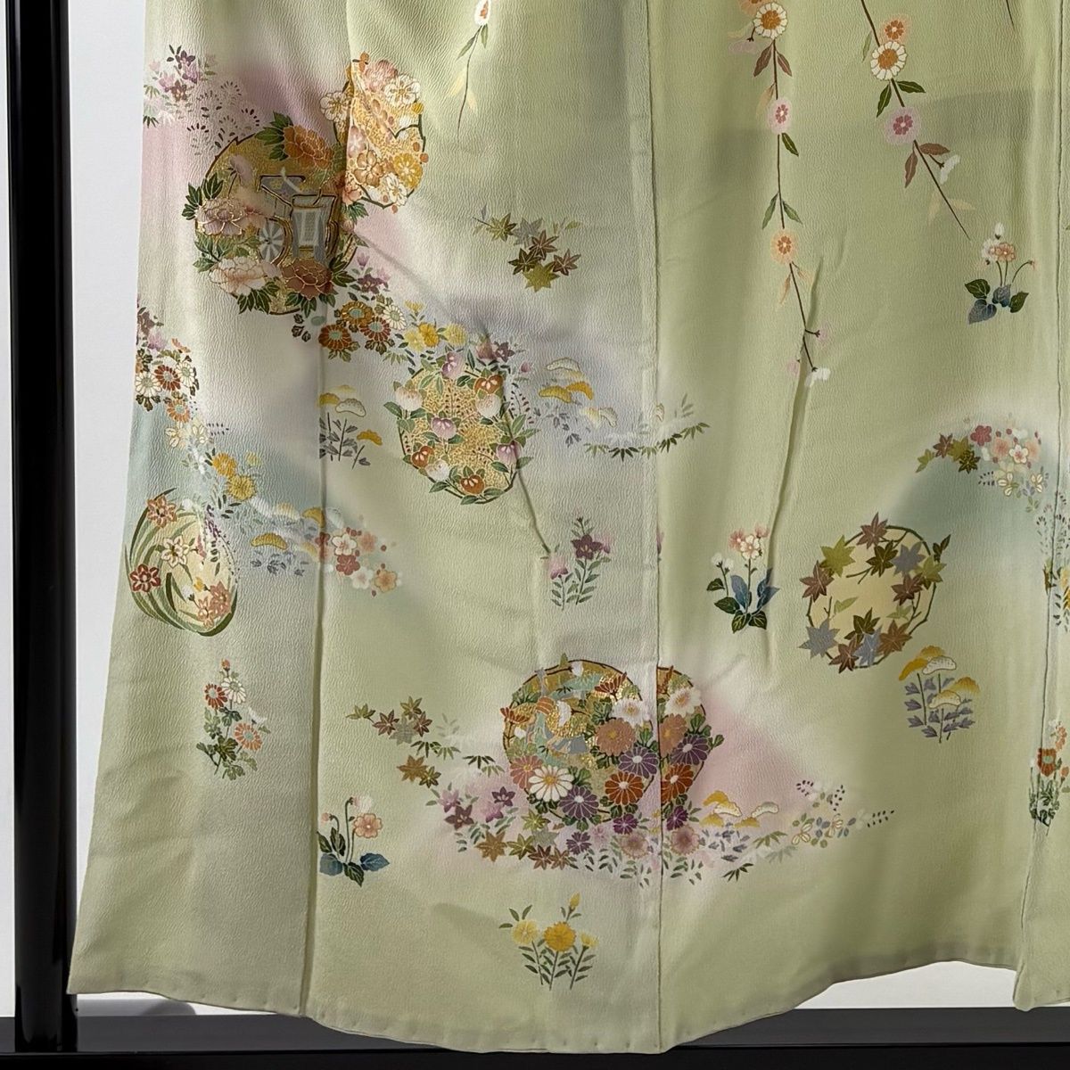 訪問着 身丈154 cm 裄丈65 M 袷 御所車 花丸文 金糸 金彩 薄緑 正絹
