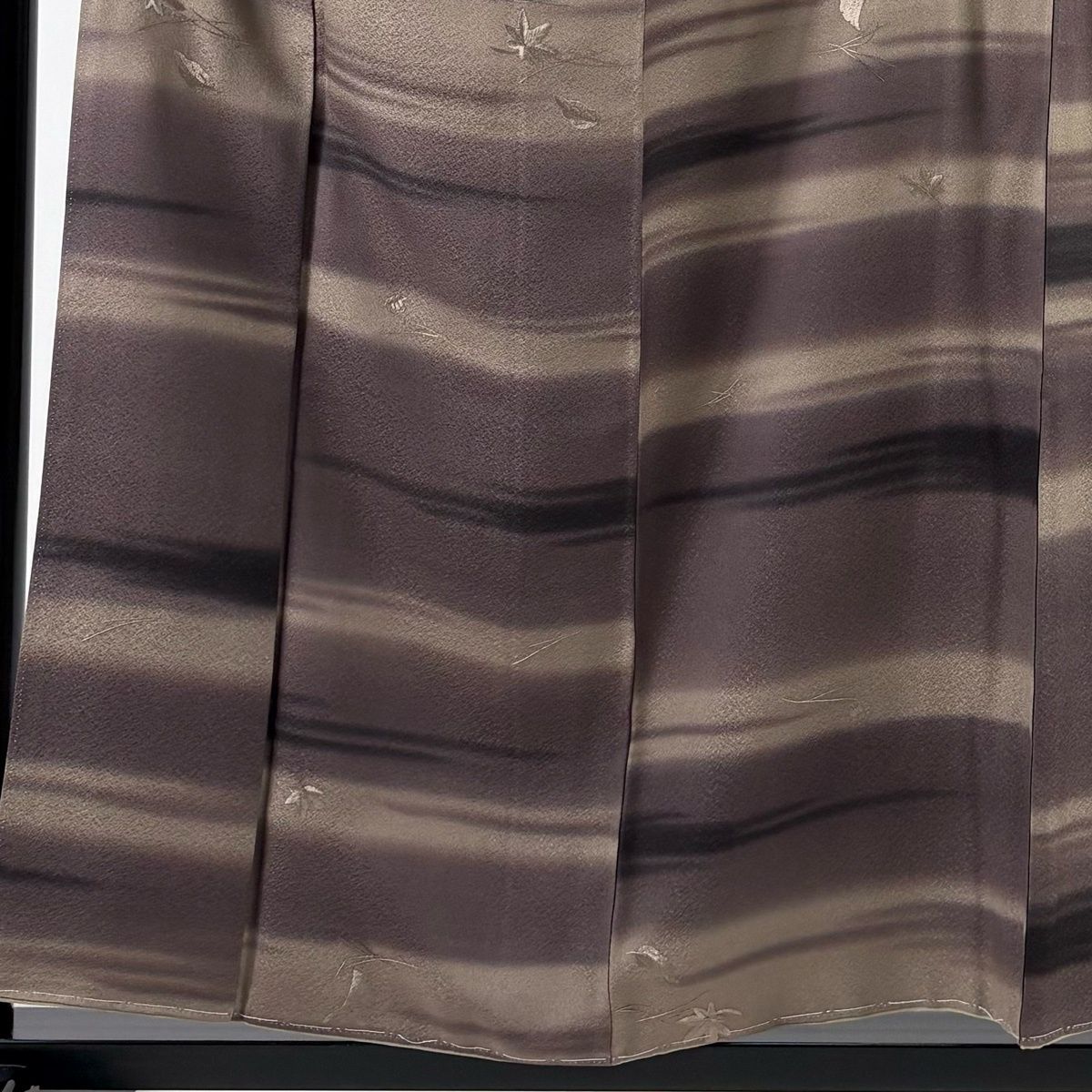 小紋 身丈155.5 cm 裄丈63 S 袷 中村玉緒 落款 楓 霞 刺繍 ぼかし 灰茶 正絹 名品