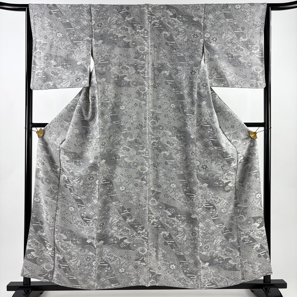小紋 身丈157.5 cm 裄丈64.5 M 袷 紋意匠 草花 蔓帯 灰色 正絹 名品
