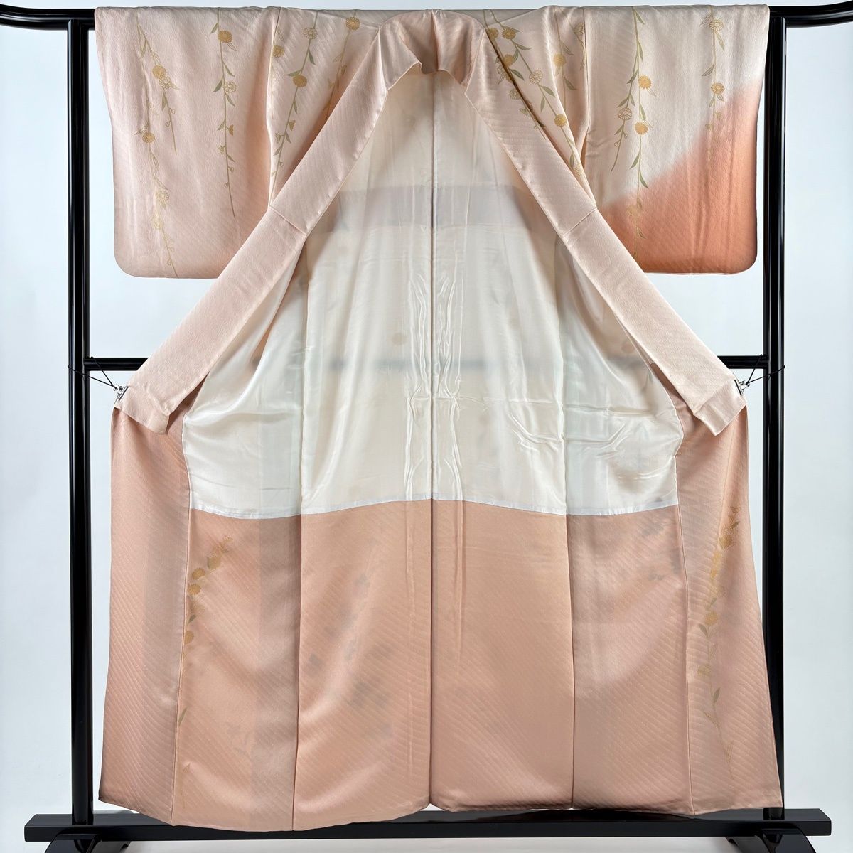  訪問着 身丈157 cm 裄丈63 S 袷 菊 萩 金彩 銀通し サーモンピンク 正絹 訪問着 付け下げ 着物