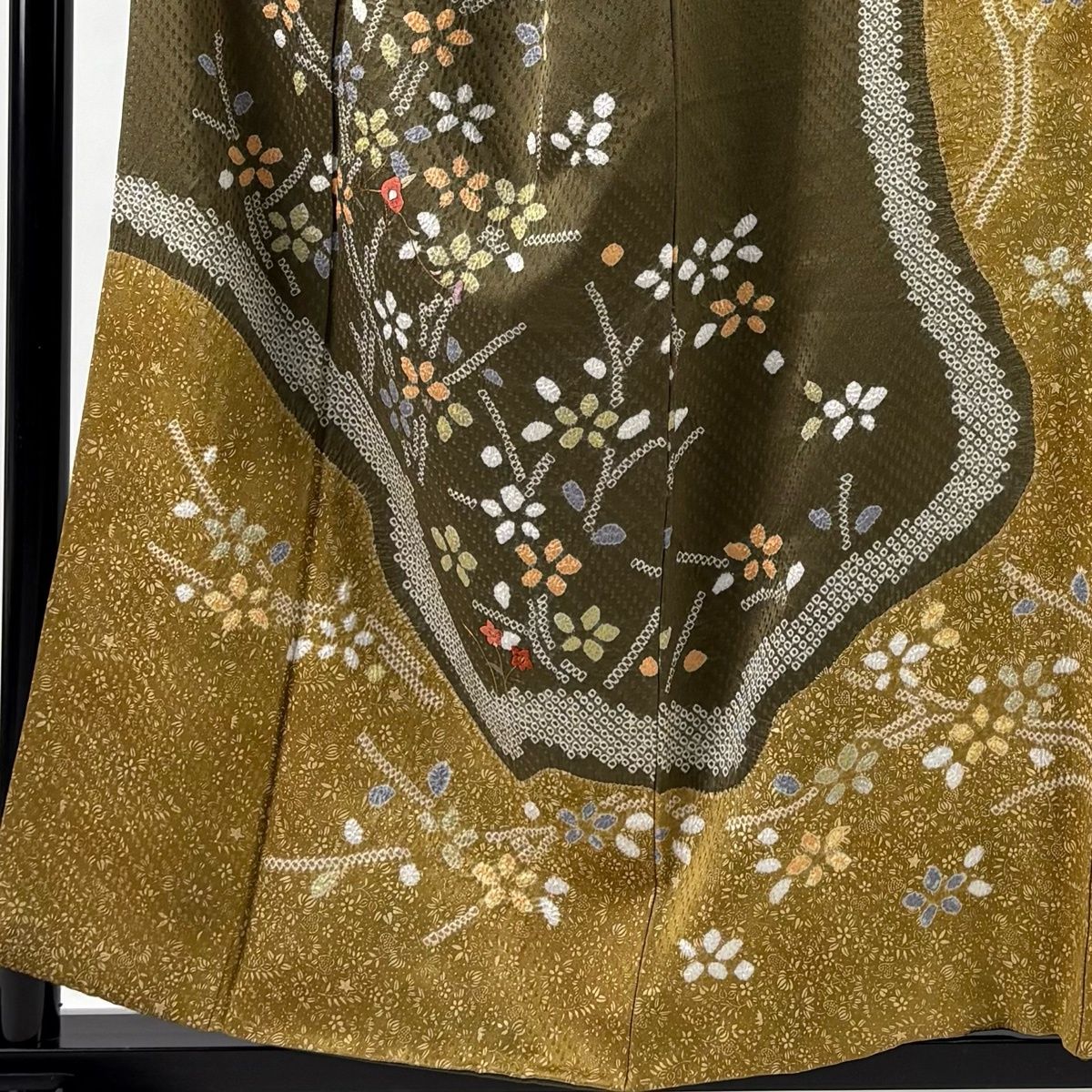 訪問着 身丈157 cm 裄丈65.5 M 袷 草花 金糸 絞り 茶緑色 正絹 名品