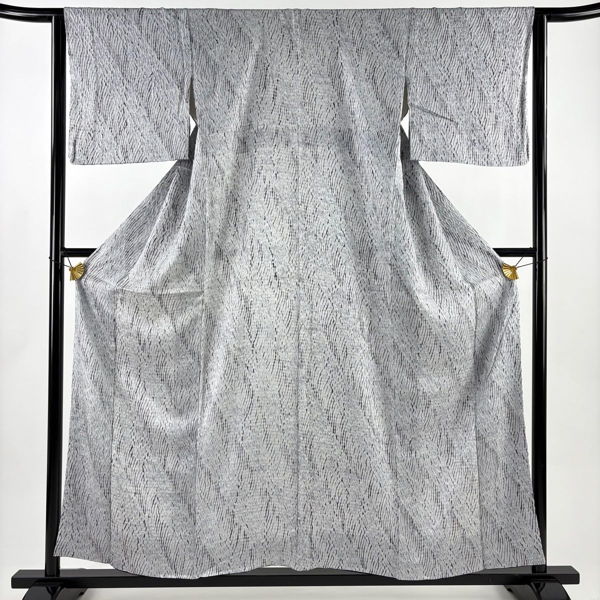 美品】 小紋 身丈157.5cm 裄丈63.5cm S 袷 幾何学模様 絞り 灰白 正絹
