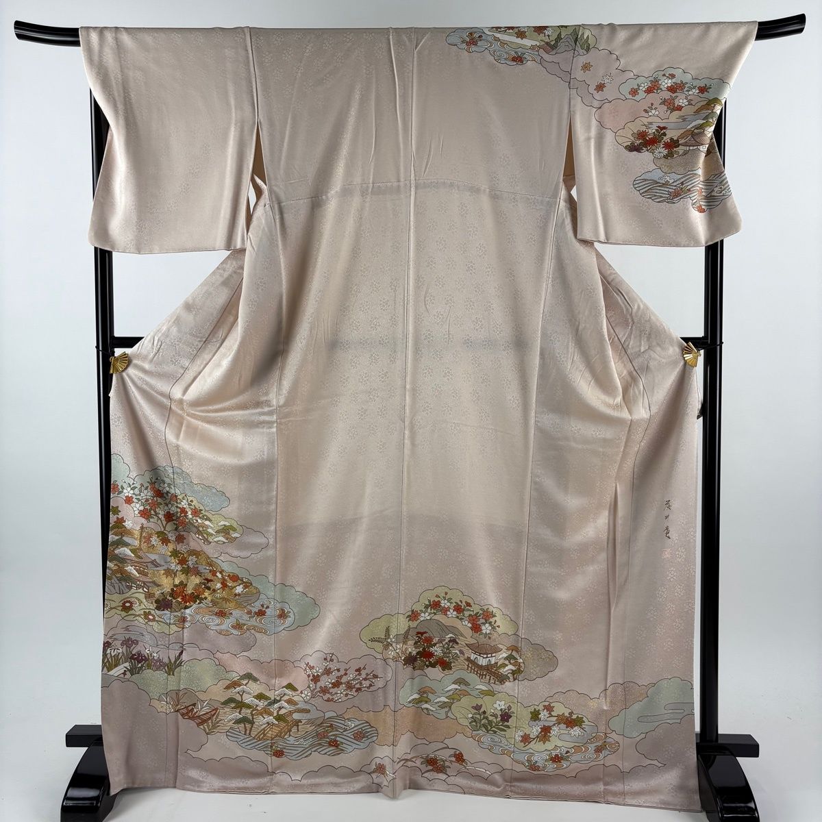 訪問着 身丈172 cm 裄丈70 L 袷 藤井寛 落款 建物 雲文 金糸 金彩 薄ピンク 正絹