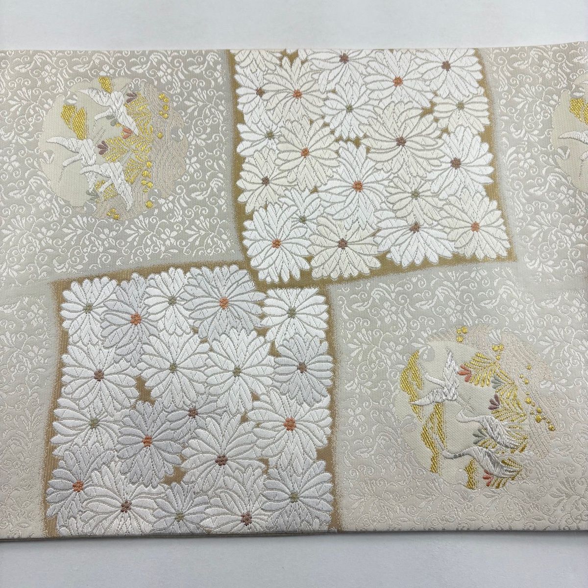 袋帯 名品 菊 花鳥 唐織 金銀糸 ベージュ 六通 正絹 【中古】 - メルカリ