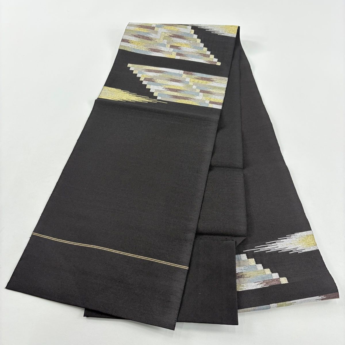 名古屋帯 名品 八寸名古屋帯 松葉仕立て 霞 幾何学模様 金銀糸 黒 正絹