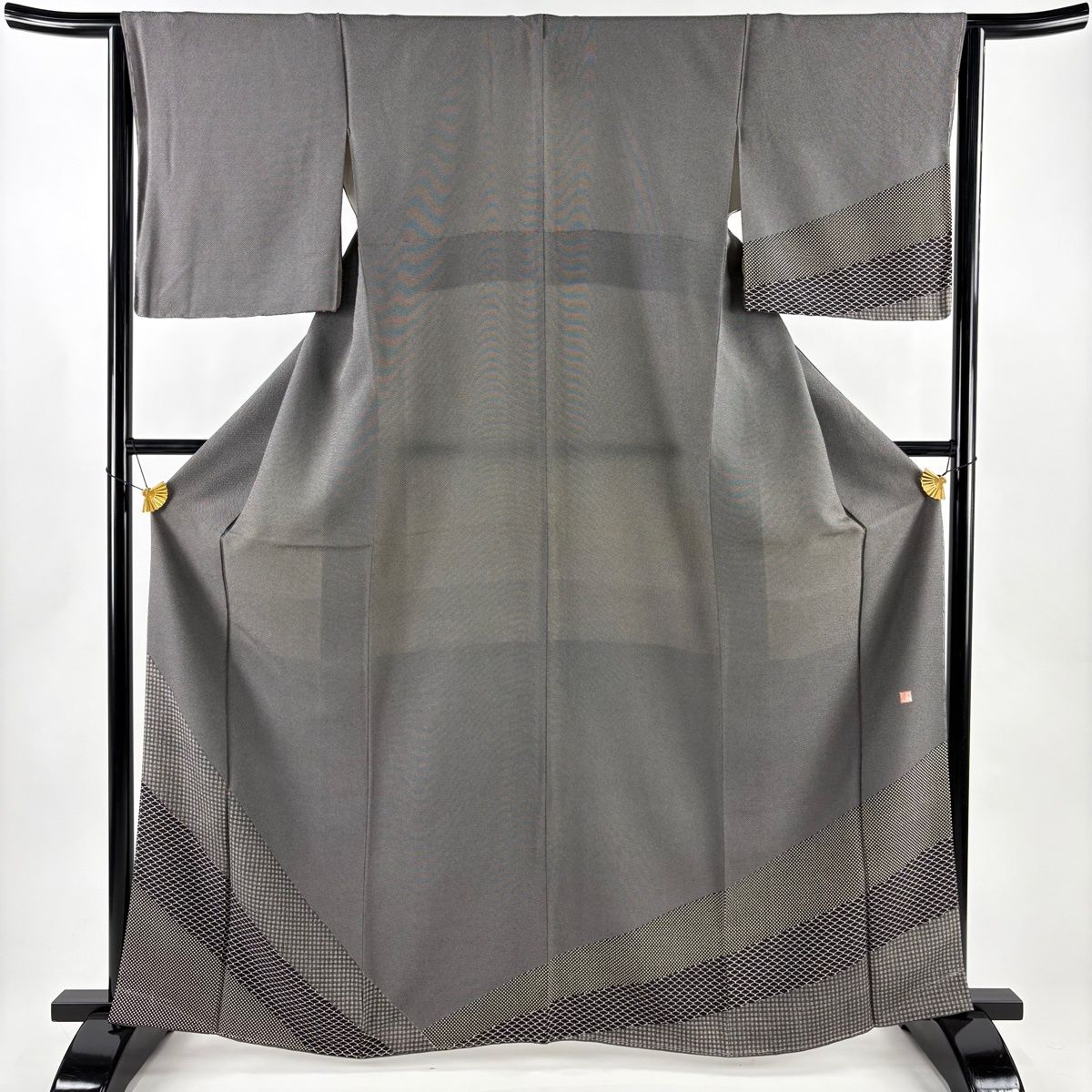 付下げ 身丈165 cm 裄丈64.5 M 袷 落款 行儀 格子 銀彩 黒 正絹