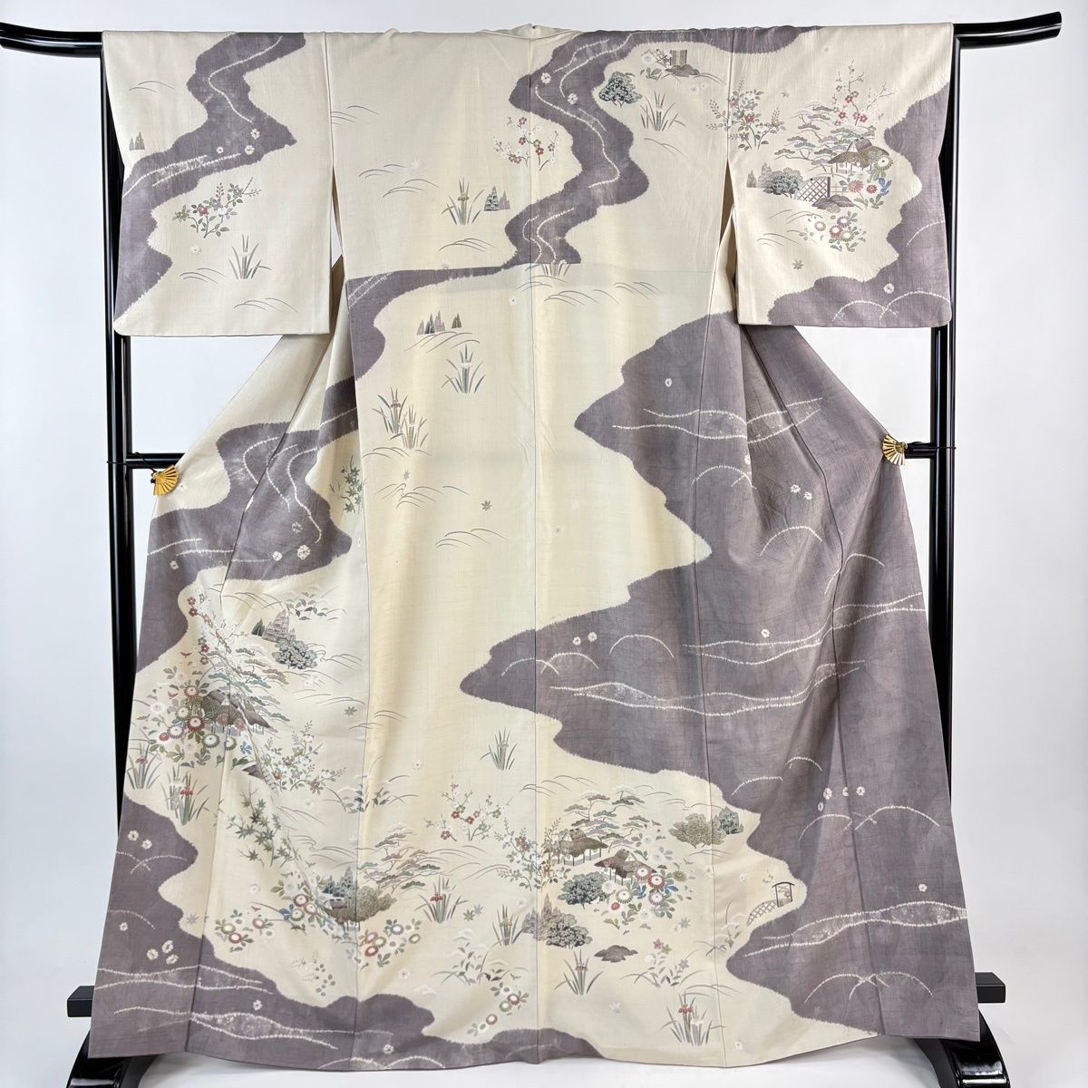 訪問着 身丈169 cm 裄丈65 5 M 袷 紬地 草花 建物 絞り 染め分け クリーム 正絹