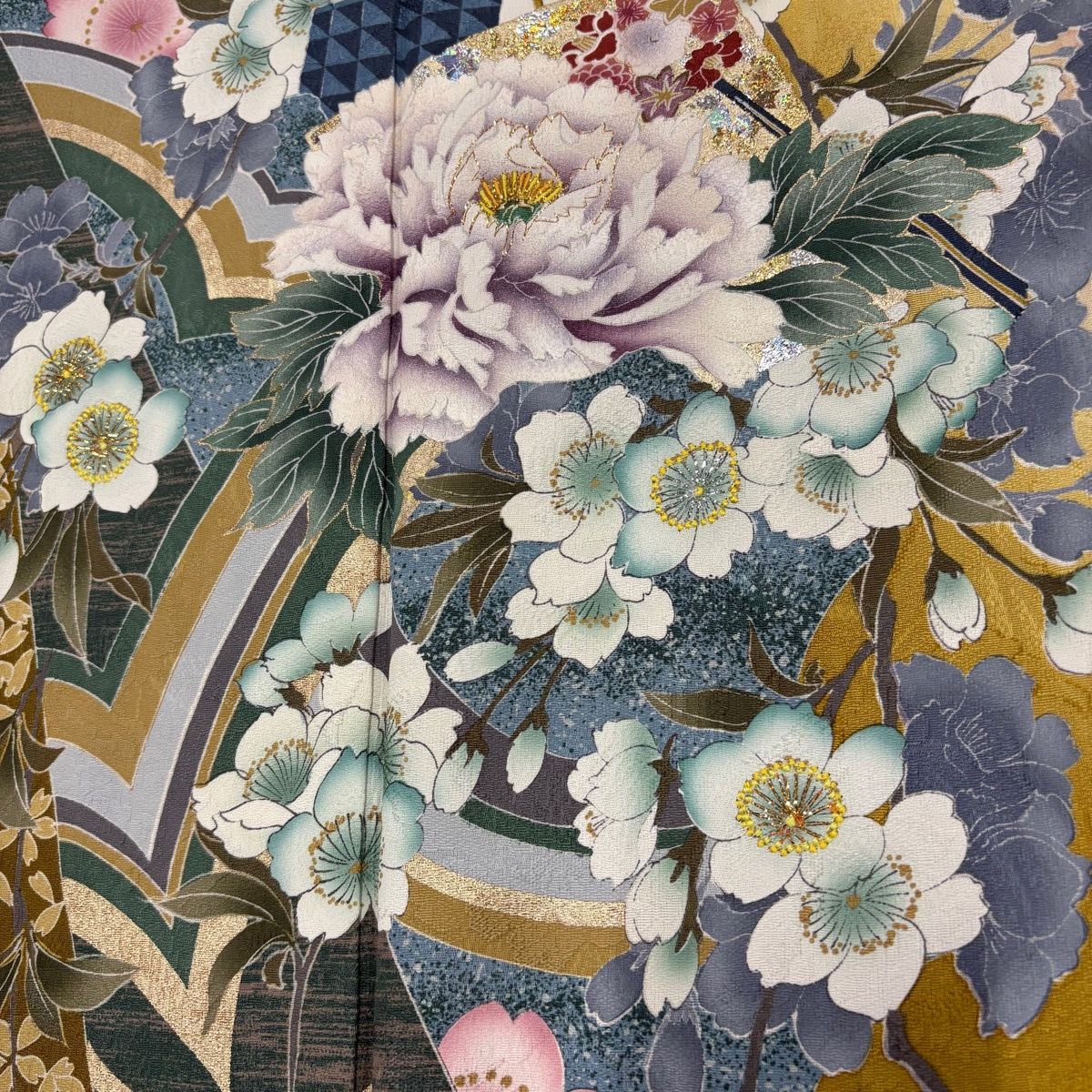  振袖 身丈169 5 cm 裄丈68 L 袷 華徒然 破れ色紙 牡丹 箔 刺繍 ピンク 正絹 振袖 着物