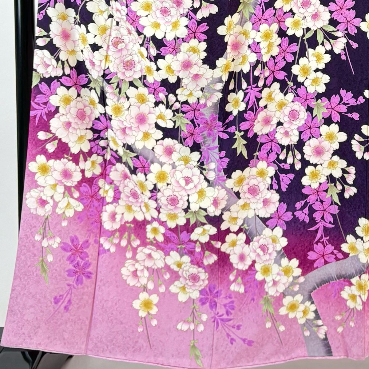 振袖 身丈161.5 cm 裄丈68.5 L 袷 枝垂れ桜 刺繍 箔 紫 正絹 名品