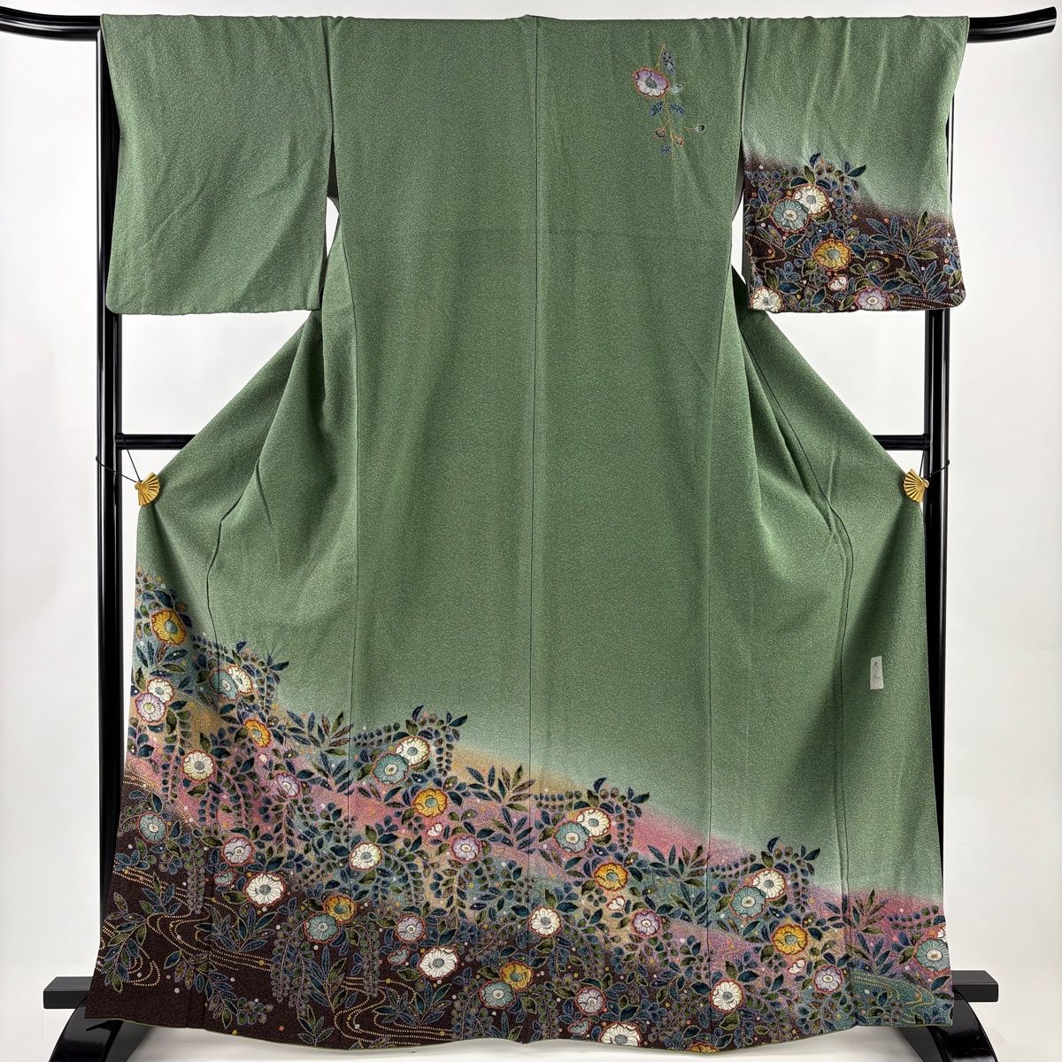 ゆっちです。高級正絹辻が花金彩　柔らかなピーグリーン系　美品 訪問着 身丈166cm 裄丈67.5cm L 袷 落款あり 辻が花 流水 金彩 ぼかし