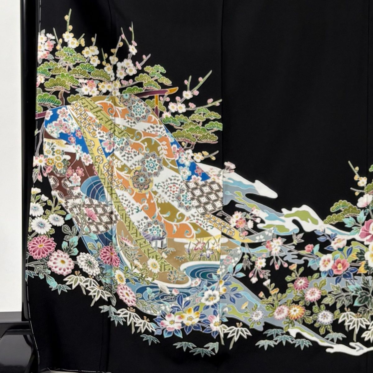 黒留袖 身丈171 cm 裄丈69 L 袷 田辺瑞恵 落款 誰ヶ袖 松竹梅 加賀友禅 黒 正絹 名品