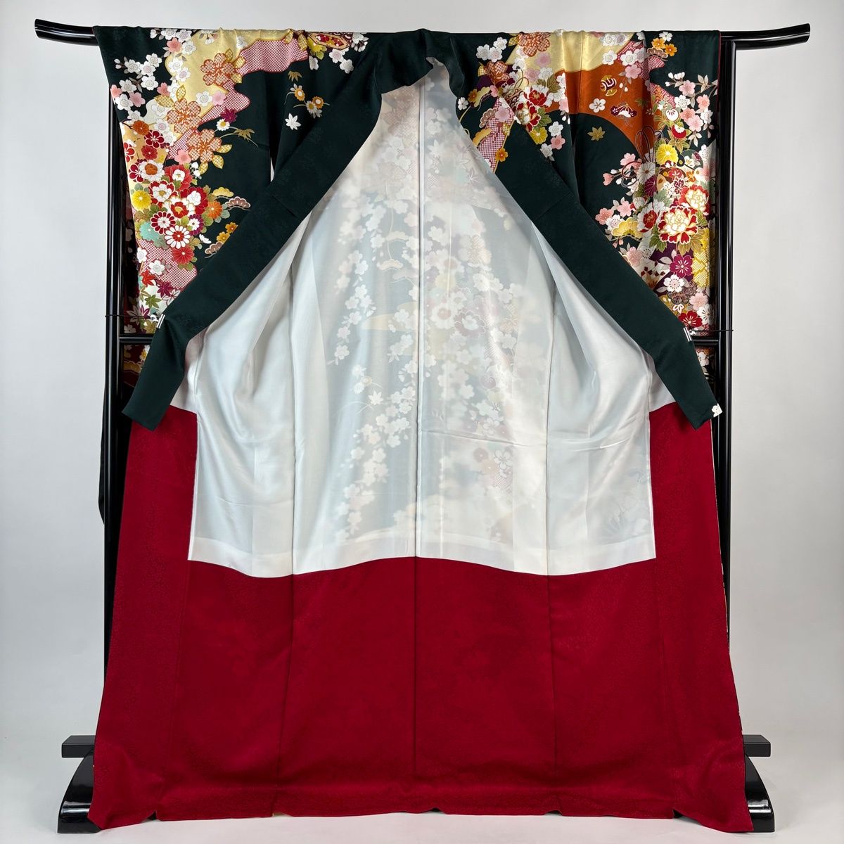  振袖 身丈179 cm 裄丈73.5 L 袷 雪輪 草花 金糸 金彩 深緑 正絹 振袖 着物