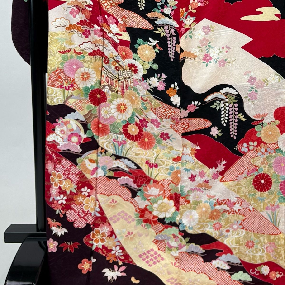 振袖 身丈173 cm 裄丈71.5 L 袷 御所車 草花 金糸 金彩 黒 正絹 名品