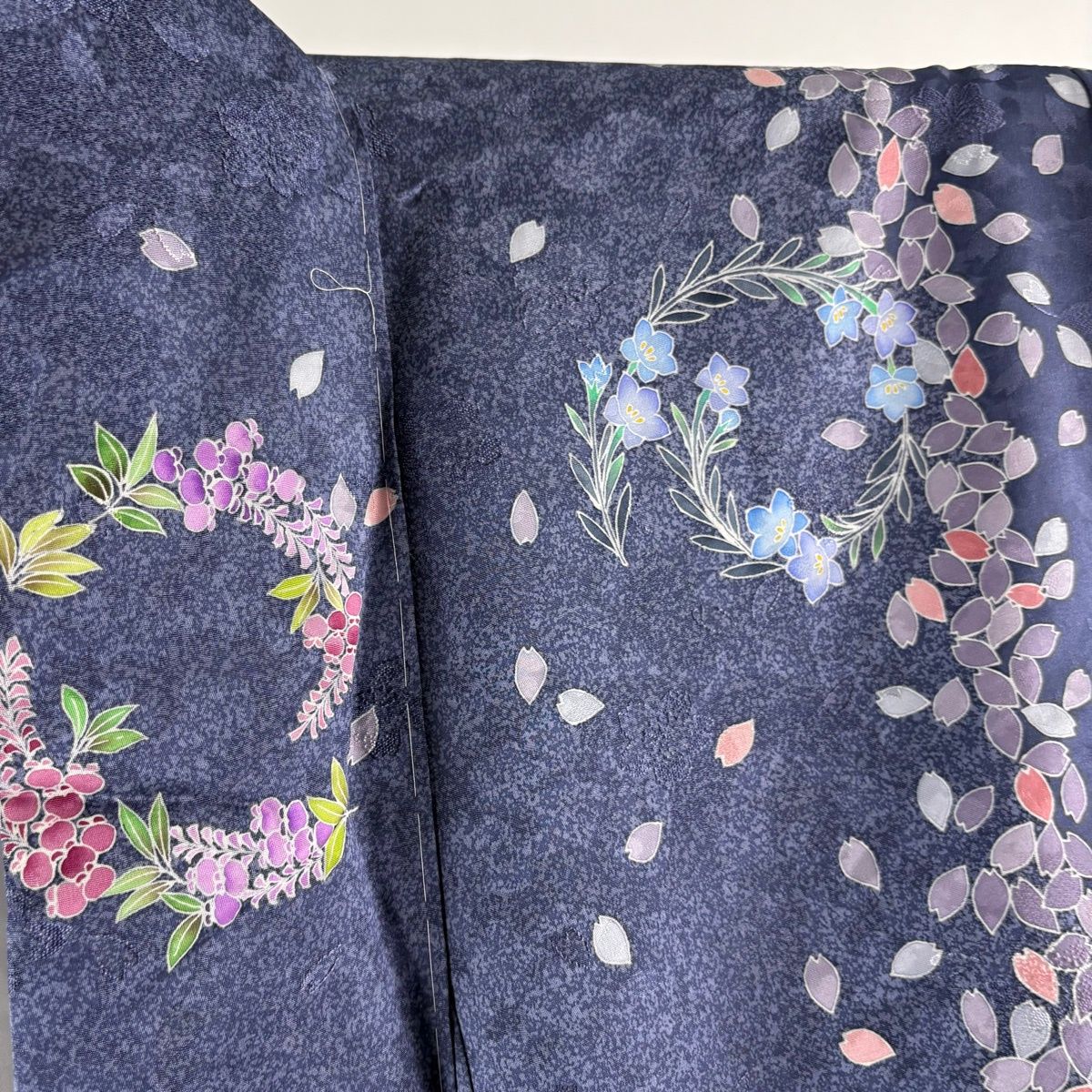  振袖 身丈157 5 cm 裄丈66 M 袷 落款 花丸文 花びら 青紫 正絹 振袖 着物