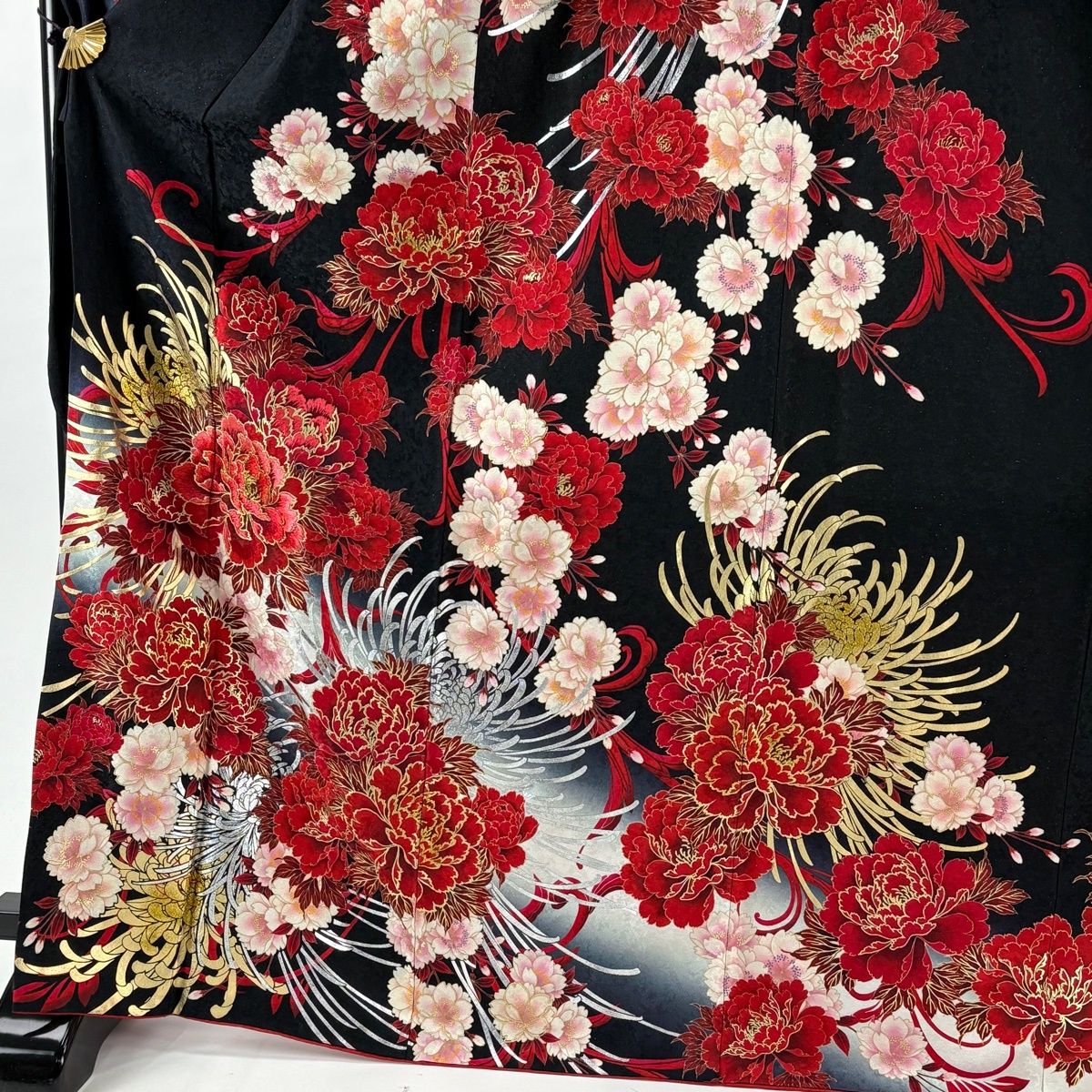 振袖 身丈169 cm 裄丈68 L 袷 牡丹 乱菊 銀通し 刺繍 黒 正絹