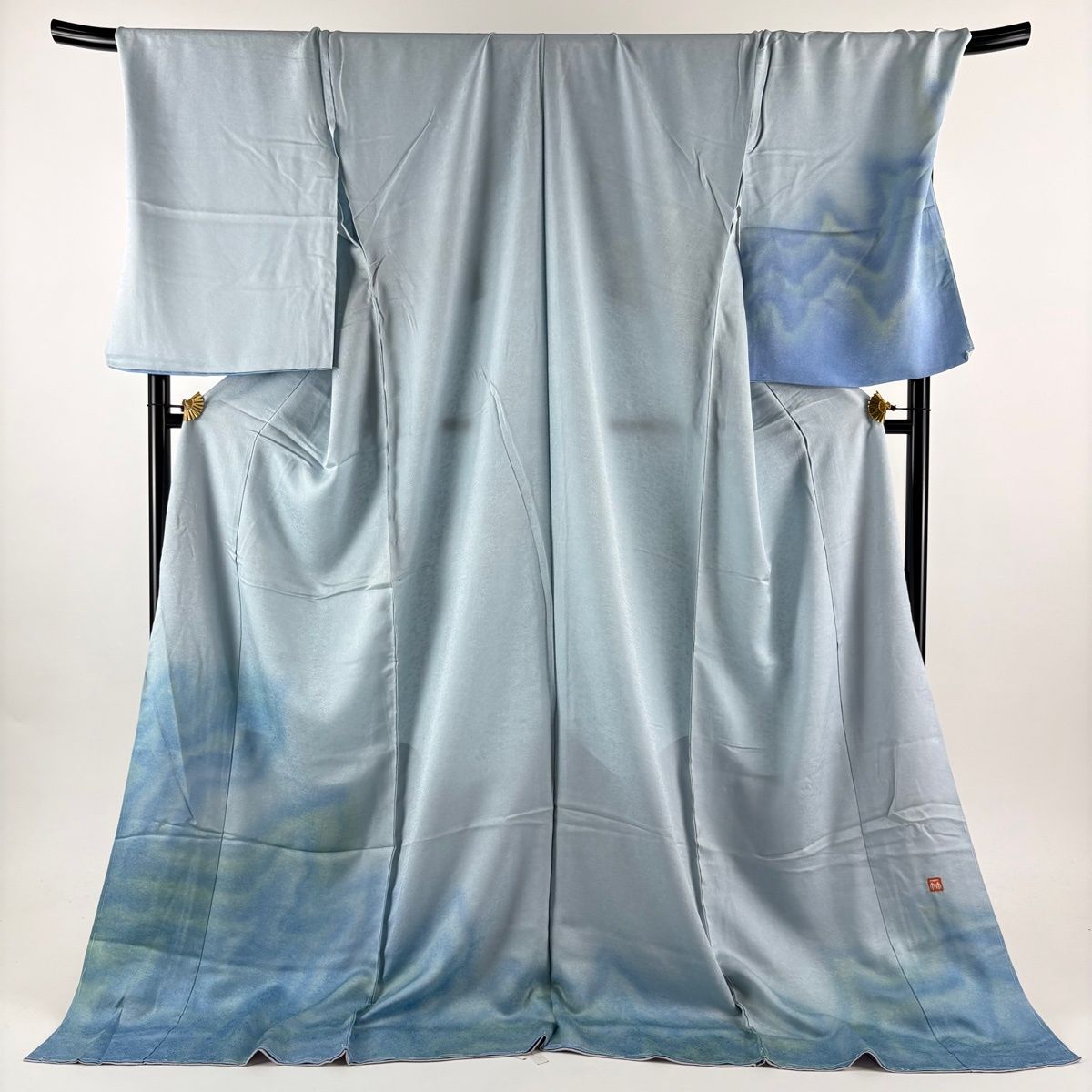 付下げ 身丈188 cm 裄丈77 未仕立て 久保田一竹工房 仮絵羽 落款 霞 地紋 ぼかし 水色 正絹