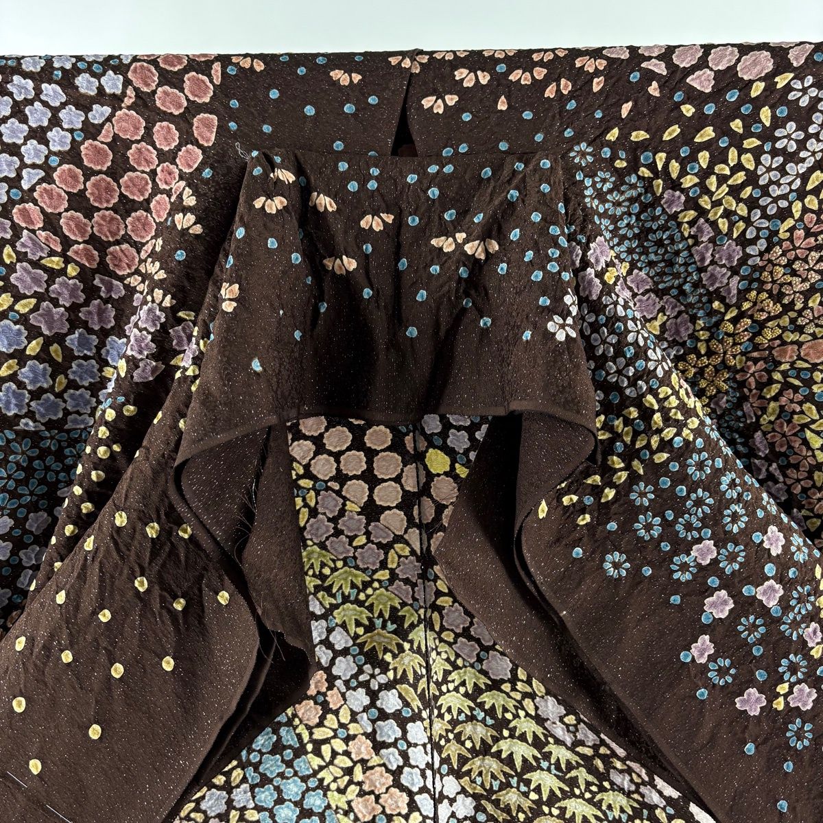  訪問着 身丈172.5 cm 裄丈70 未仕立て 仮絵羽 草花 笹 銀通し 絞り 茶紫 正絹 訪問着 付け下げ 着物