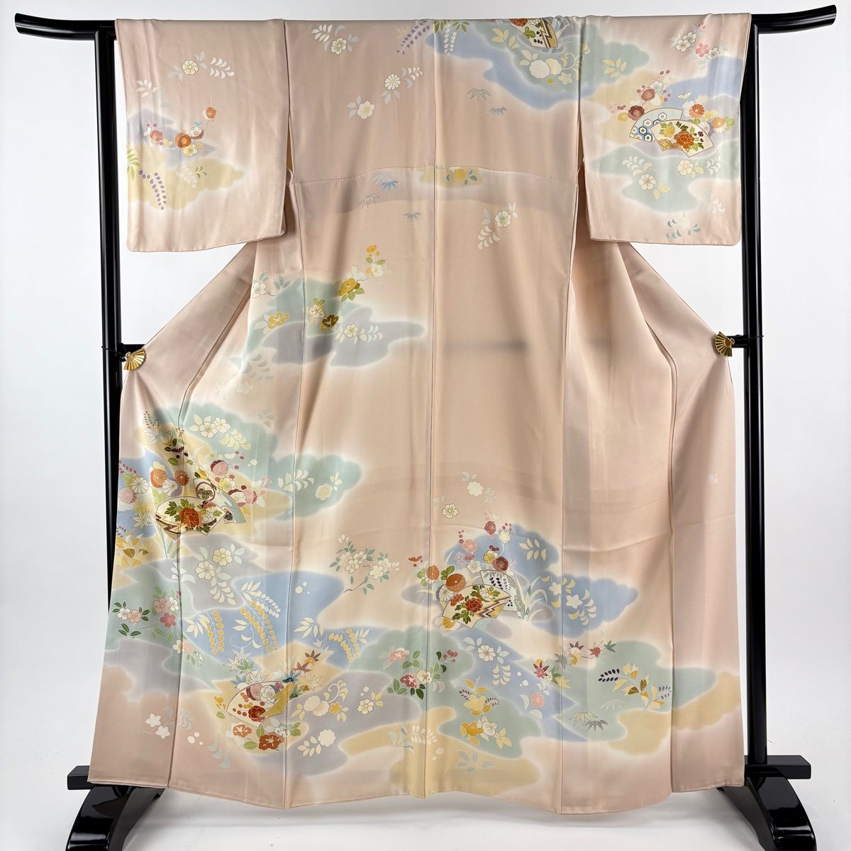 訪問着 身丈163 cm 裄丈64 M 袷 千總 落款 扇面 草花 金糸 金彩 ピンクベージュ 正絹
