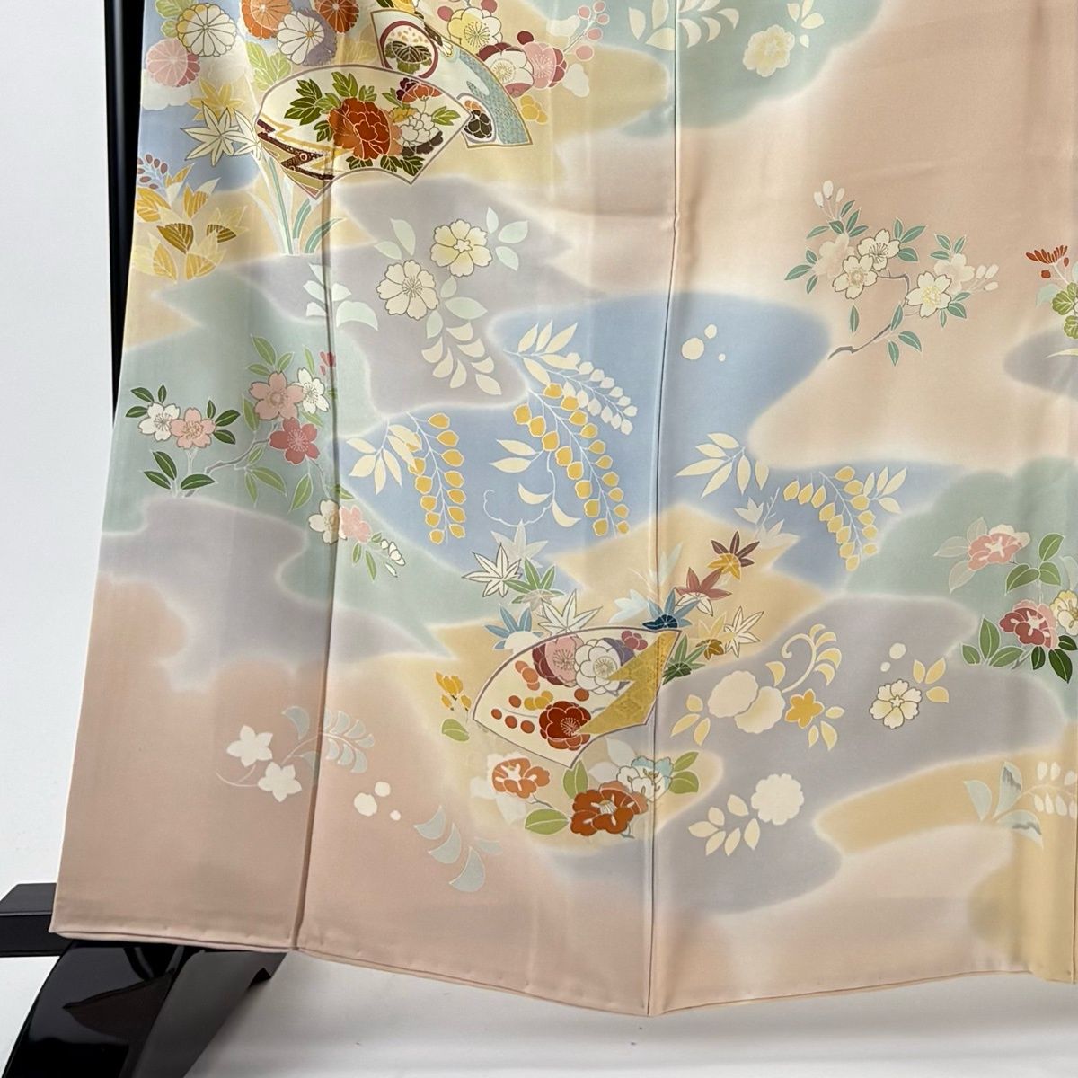 訪問着 身丈163 cm 裄丈64 M 袷 千總 落款 扇面 草花 金糸 金彩 ピンクベージュ 正絹