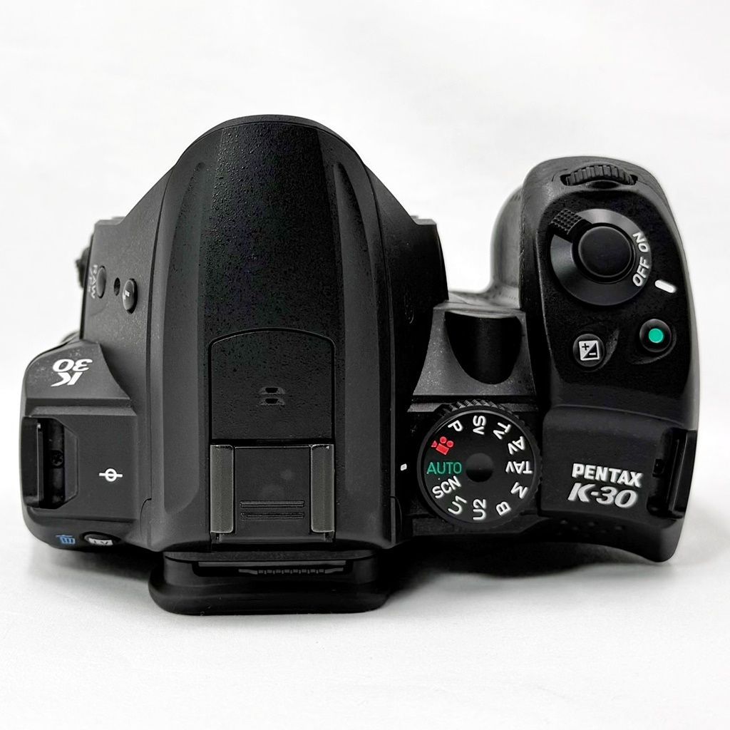 美品】ペンタックス PENTAX K-30 18-135レンズキット ブラック 一眼