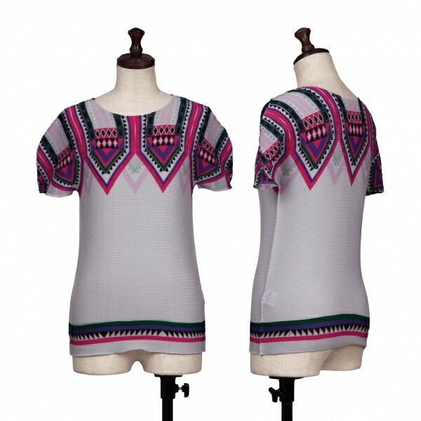 イッセイミヤケ ミーISSEY MIYAKE me プリントストレッチプリーツT