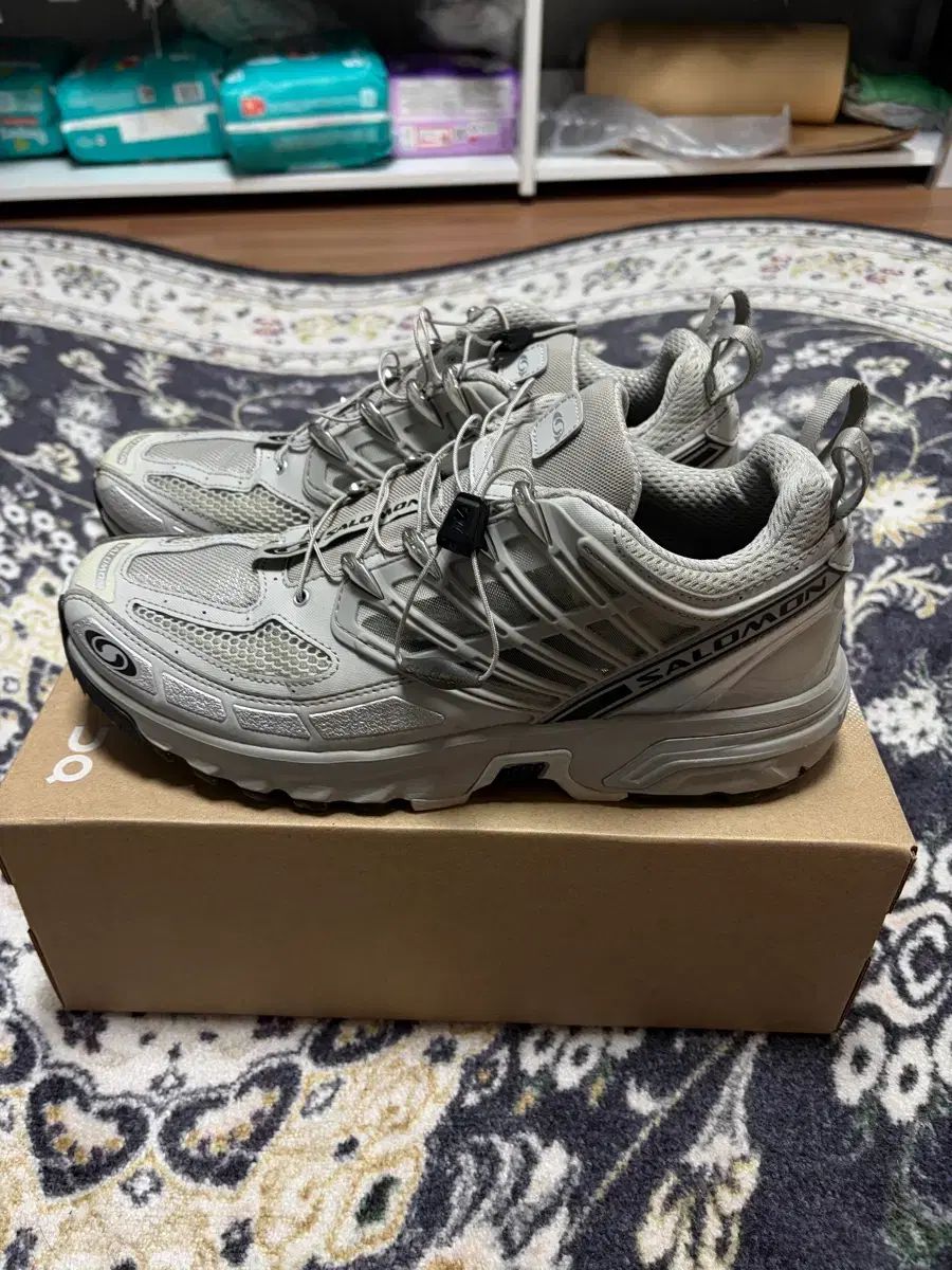 プロスト グレー