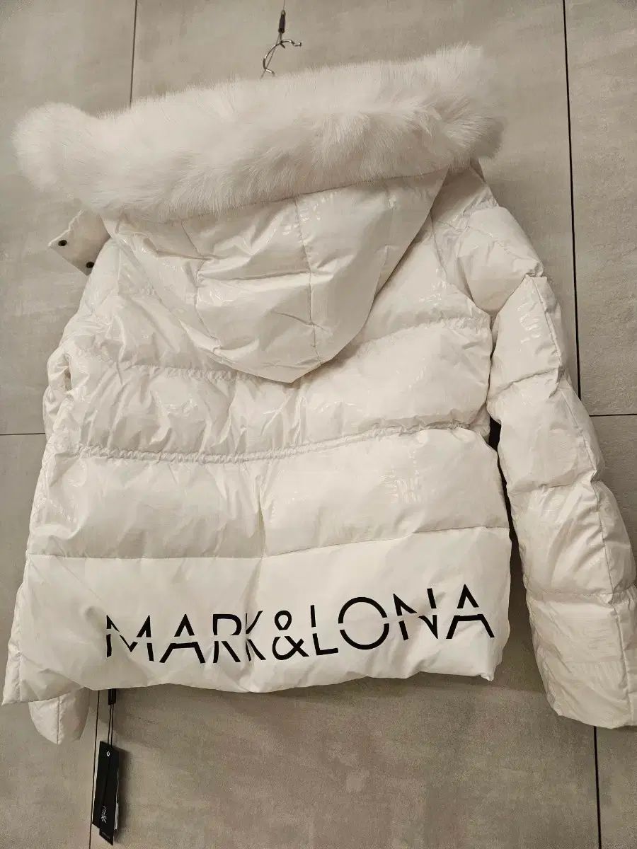 MACK & LONA ダウン 白 MARK & LONA マークアンドロナ ダウン 白 レディース 商品 新品 38