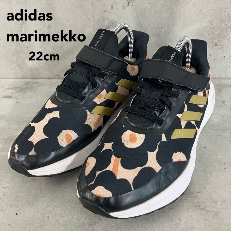 新品　アディダス　マリメッコ 22cm スニーカー　コラボ　キッズ　レディース adidas × Marimekko アディダス × マリメッコ コラボ スニーカー 22cm