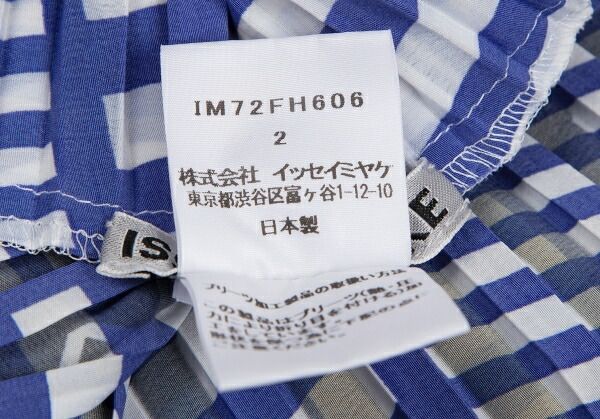 プリーツプリーズ ワンピース 幾何学模様 ノースリーブ イッセイミヤケ イッセイミヤケISSEY MIYAKE 幾何学柄ノースリーブプリーツワンピース