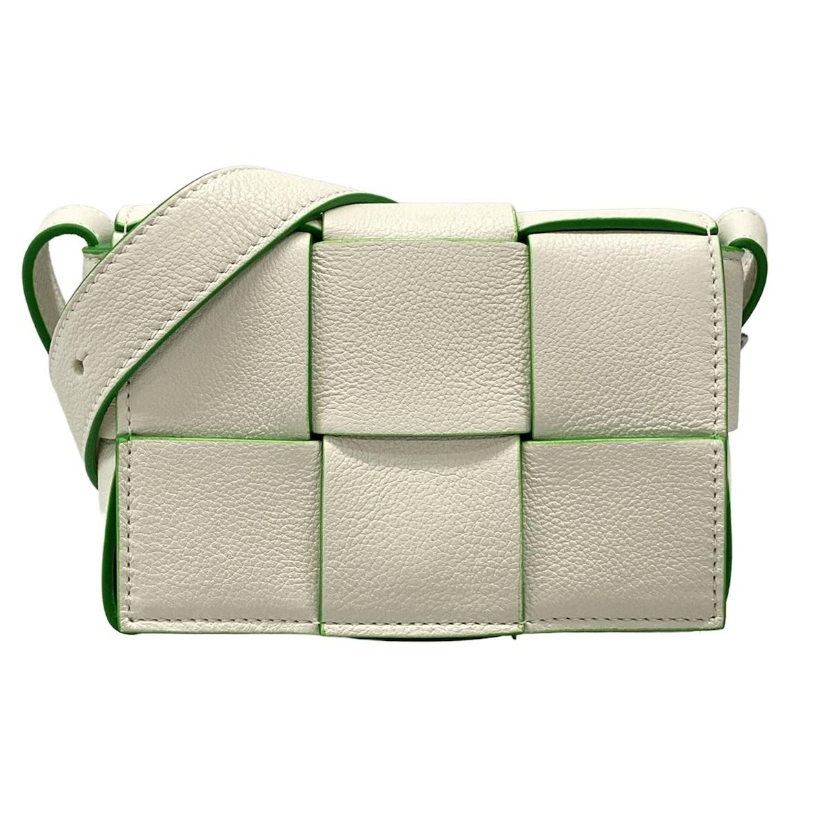 ボッテガヴェネタ ショルダーバッグ美品 キャンディカセット/マキシ