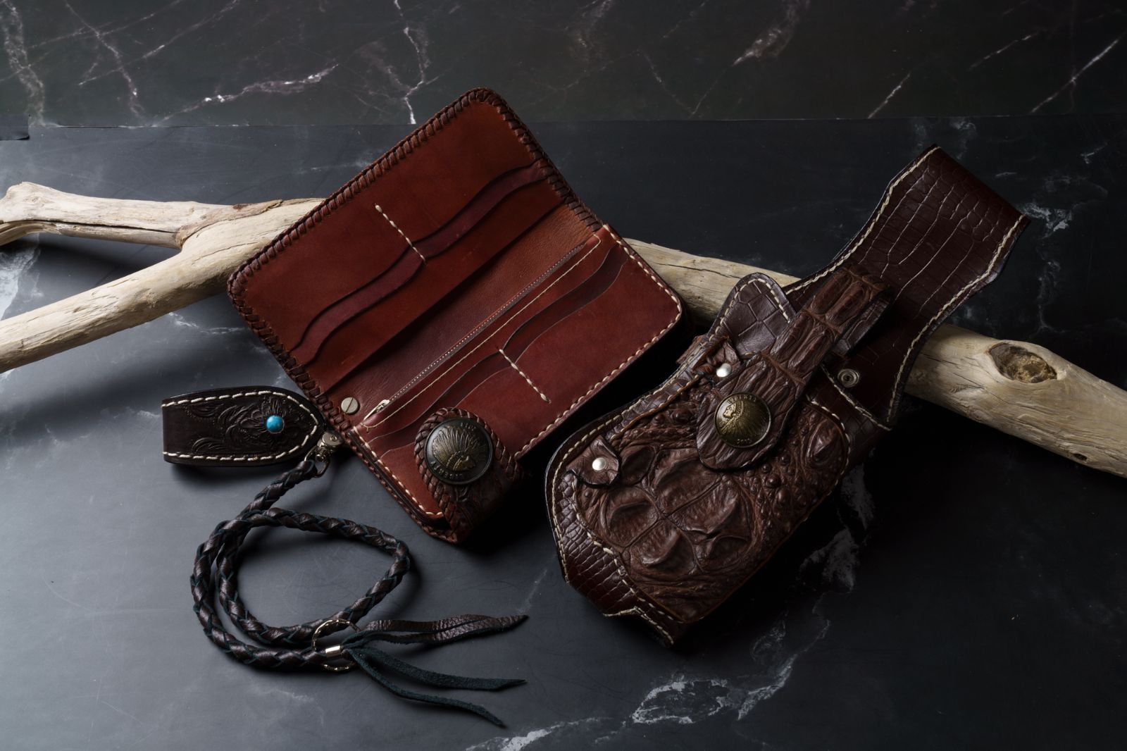 手作り ウォレットコード＆ホルスター付き