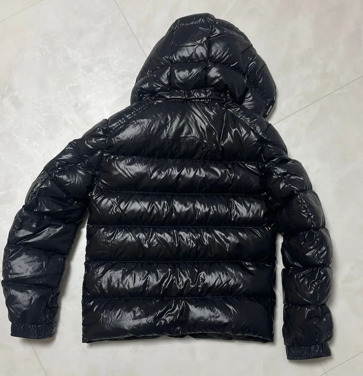 モンクレール ブラック カモフラージュ キッズ ダウン 160