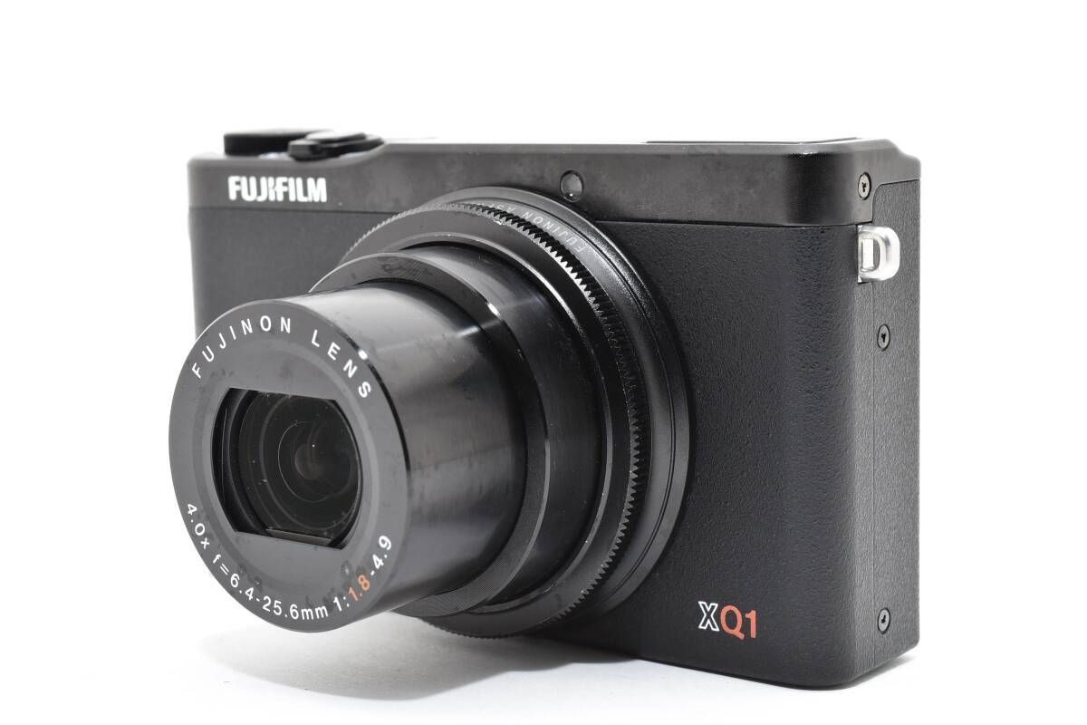 デジタルカメラ L