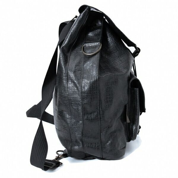 ジャンポールゴルチエ　リュックサック　黒　オールレザー ジャンポールゴルチエJean Paul GAULTIER フラップリュックサック 黒