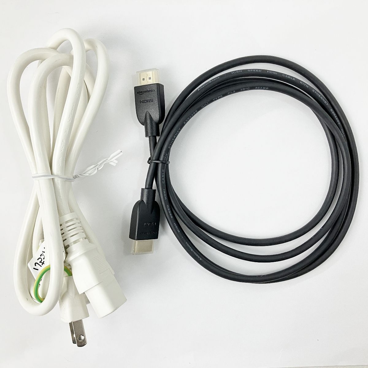 LG CineBeam HU 715 QW 超短焦点 レーザー4 Kプロジェクター 120インチ 映像機器 2025年製 リモコン