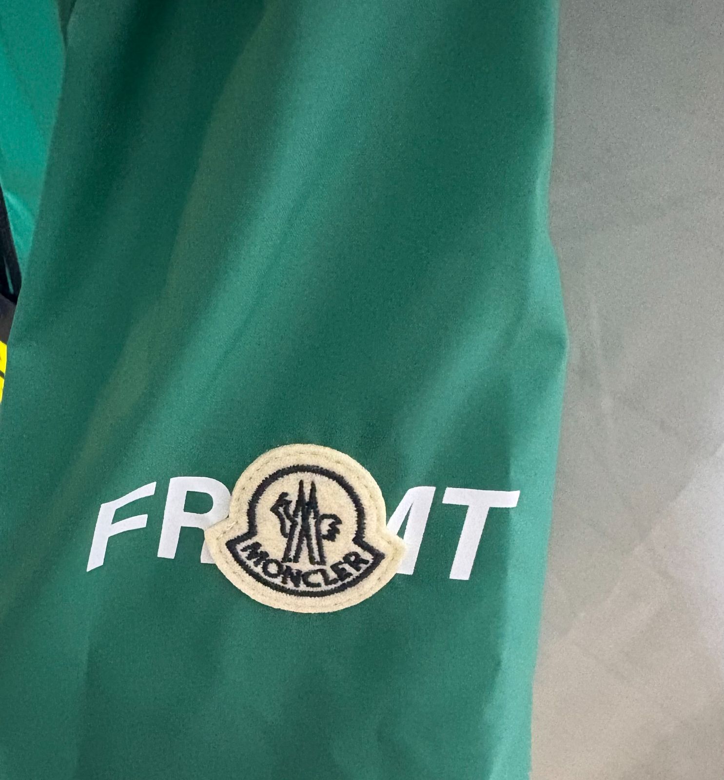 MONCLER×FRGMT OSTRIA BOMBRJK 3 グリーン