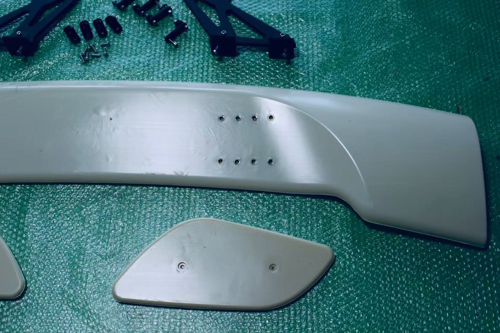 86 GTウィング リアスポイラー 3D 汎用ウィング 【】素地素地 - メルカリ