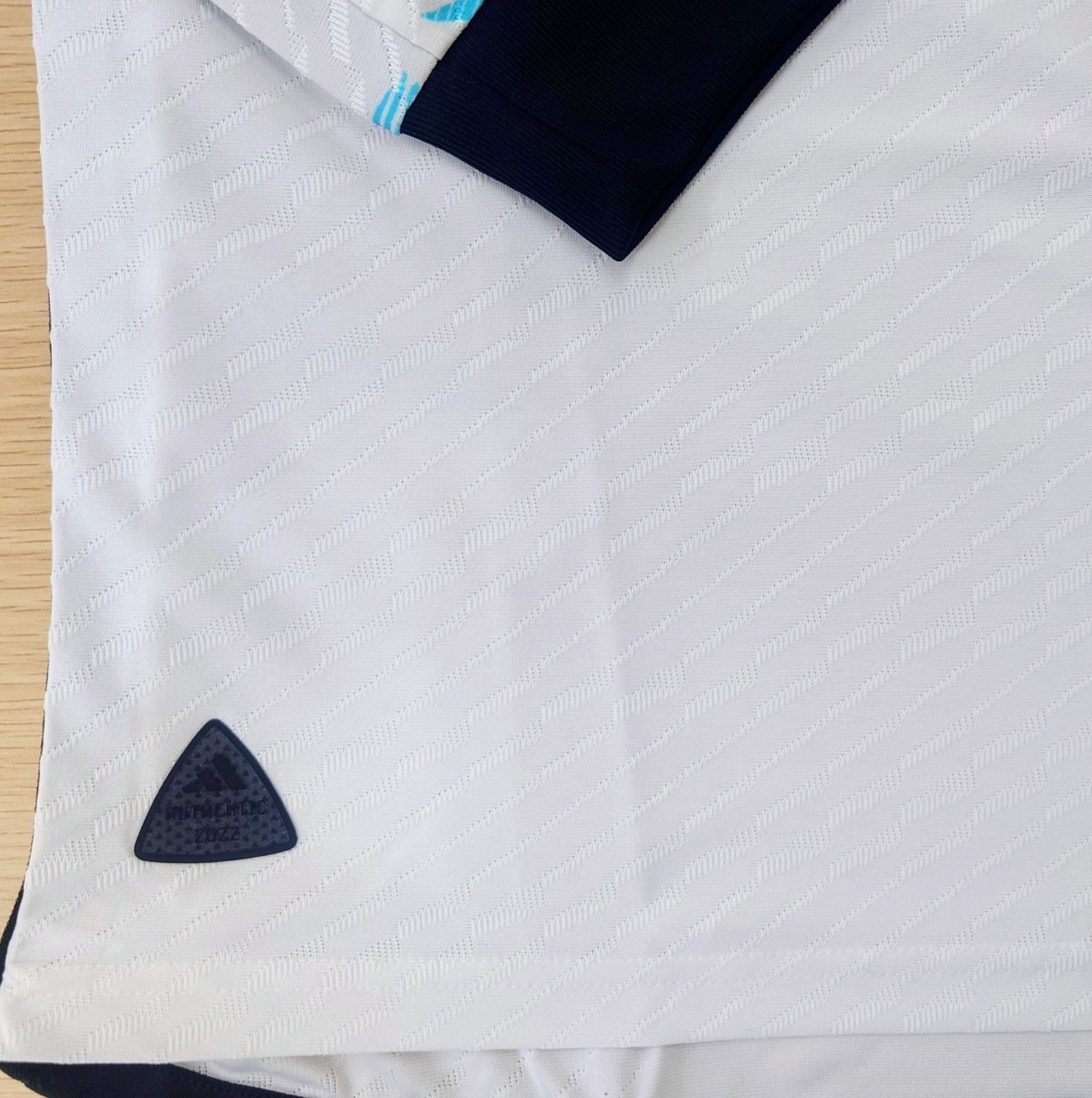 adidas サッカー日本代表 2022 アウェイオーセンティックユニフォーム