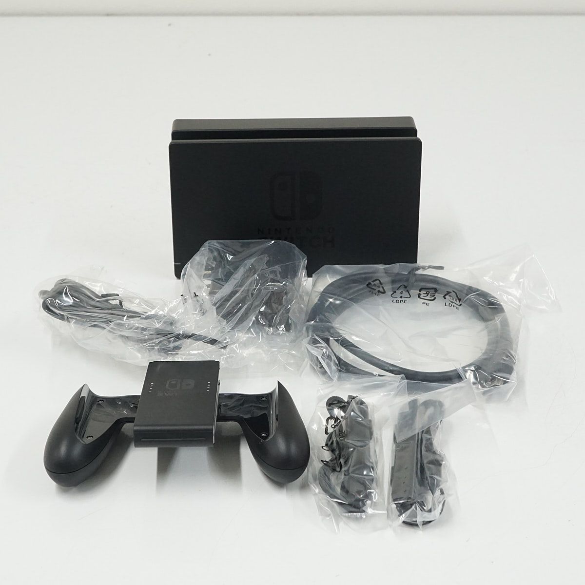 任天堂 Nintendo Switch HAC-001（-01） バッテリー強化版 USED超美品