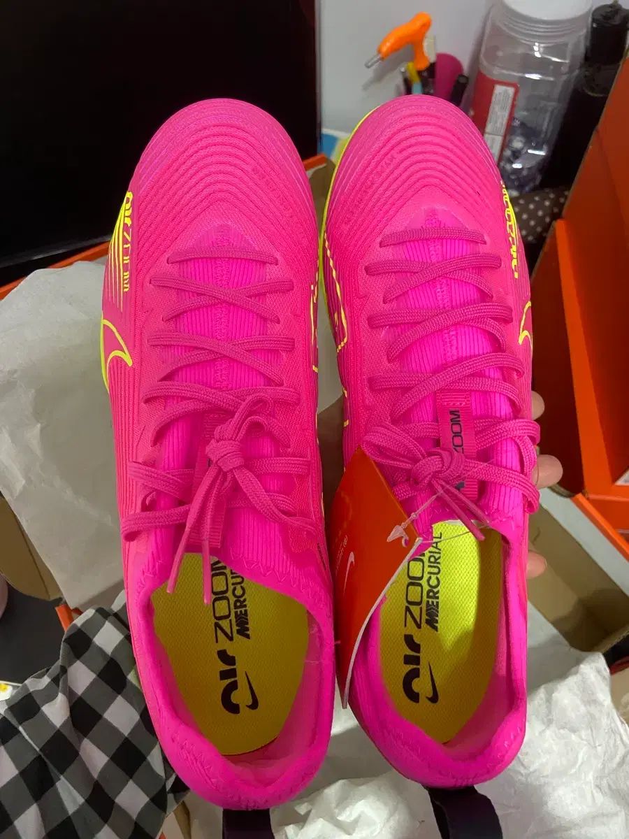 ナイキ マーキュリアル ヴェイパー15 tf ルミナス