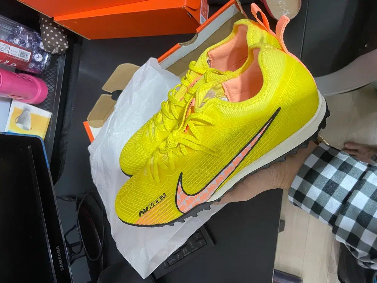 ナイキ マーキュリアル ヴェイパー15 tf