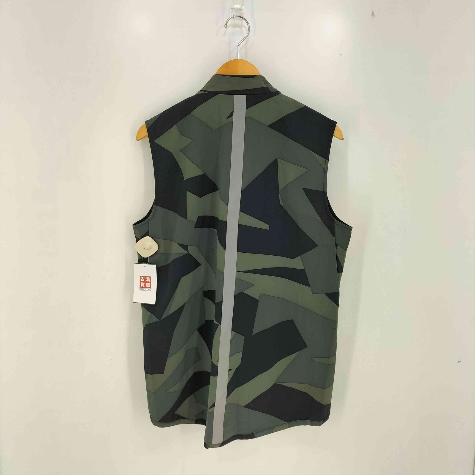 美品 HYDROGEN ハイドロゲン ニットジレ M ハイドロゲン HYDROGEN 黒 