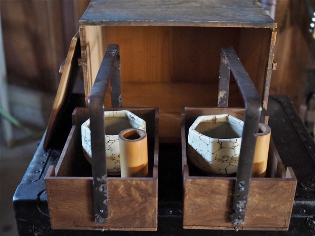 江戸時代 桑製の高級煙草盆2台セット 天保七年 189年前箱入り 古録展