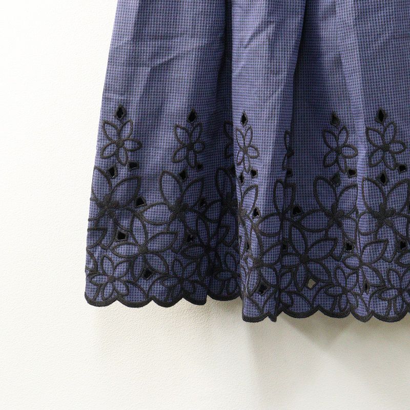 新品タグ付き【Reneルネ】定価90,200円ティッセ花柄ワンピース38 Rene ルネ ティシュー TISSUE社 フラワー刺繍 ウエストタック ショート